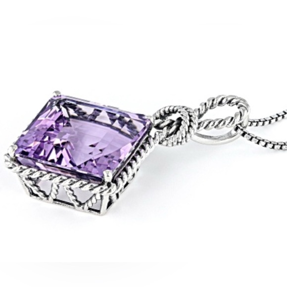 14.50ct Square Brazilian Amethyst 925 Silver Solitaire Pendant With 18" chain. - Picture 3 of 6